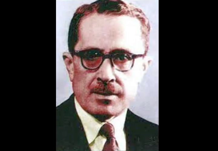 مولد العالم مصطفى نظيف